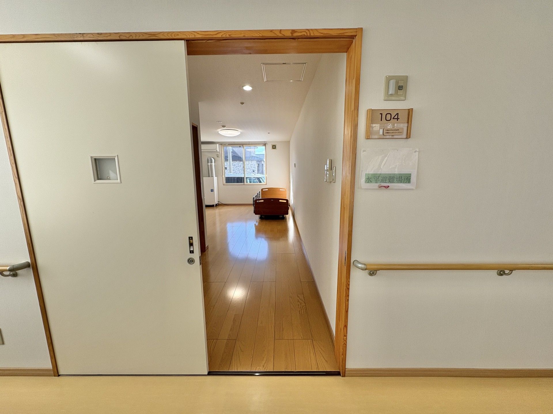 104号室の入口
