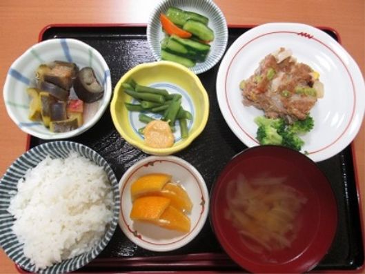 お食事