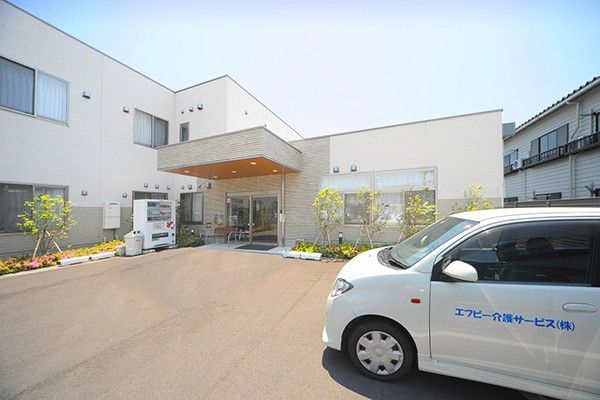 明るく広々としたエントランス