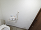 バリアフリーのトイレ設備が整った部屋