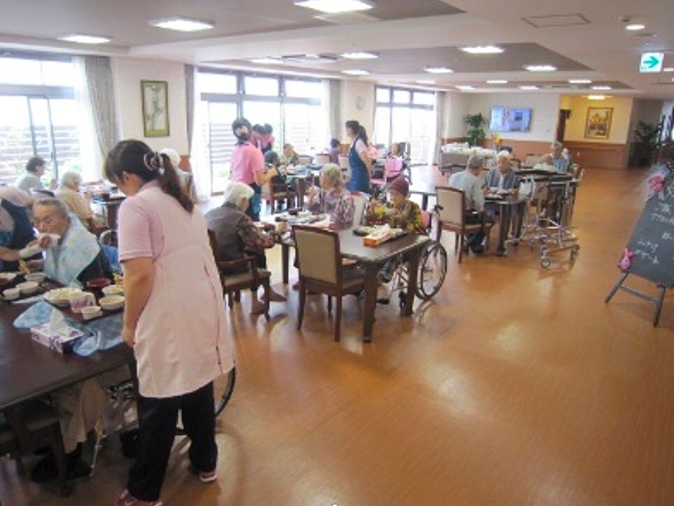 居心地の良い食堂の様子