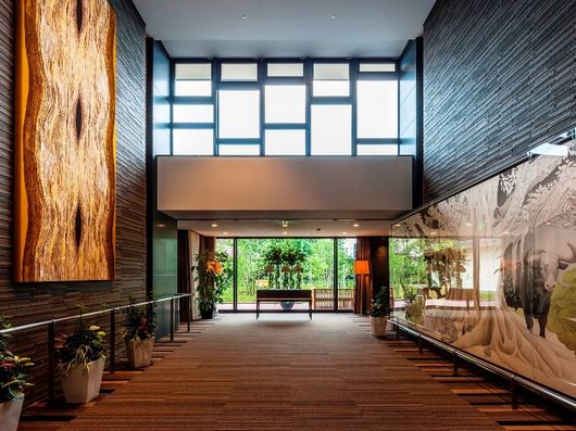 エントランス 吹き抜け