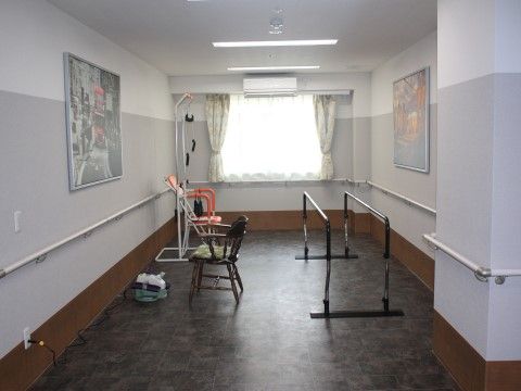はっぴーらいふ小野の機能訓練室。一人ひとりに合わせた介護メニューを作成しておりますので、毎日無理なく行っていただけます。