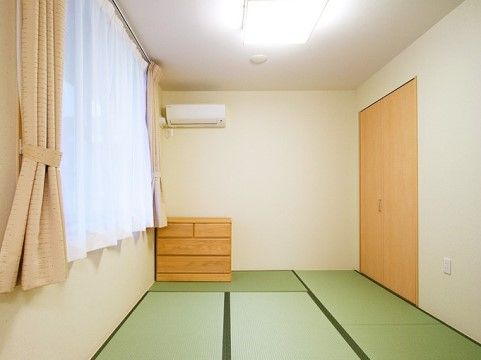 「エスケアホーム大和」の畳室。春夏秋冬の時期に合わせて、エアコンでの適切な温度を保てる。