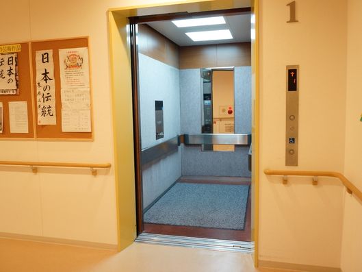 エレベーターエリア