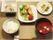 「ガーデンテラス南行徳」のお食事。普通食以外に、介護食、医療食を用意している。