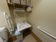 バリアフリーのトイレ設備が整った部屋