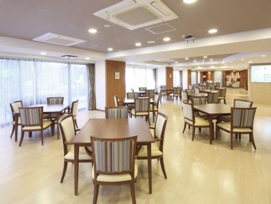 1F ダイニングルーム兼機能訓練室