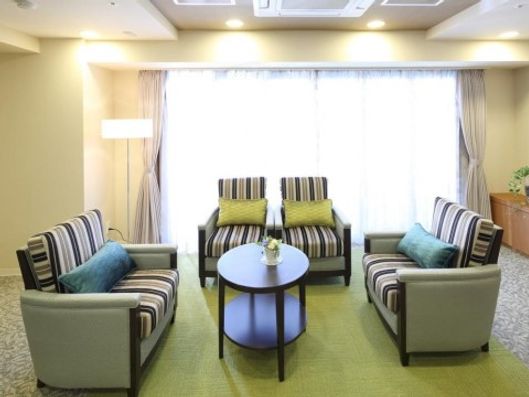 2F ティールーム