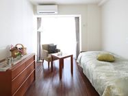 グランダ南麻布の5F 居室イメージ。ゆとりのある空間で、プライベートなひと時を過ごせる。