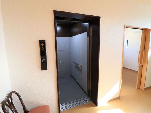 エレベーター