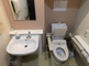 バリアフリーのトイレ設備がある部屋
