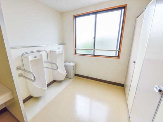 手すり付きトイレ
