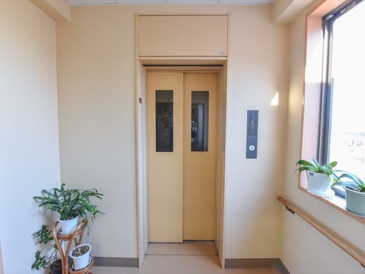 エレベーターホール