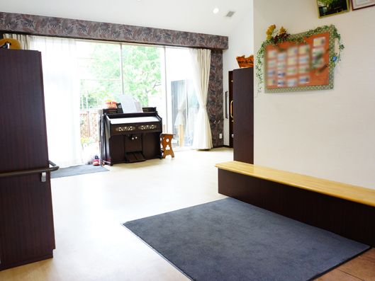 オルガンのある部屋