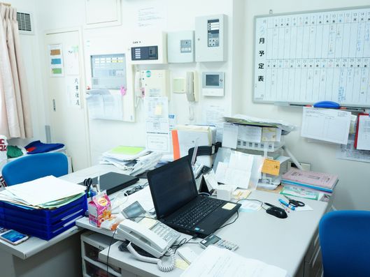 事務室2
