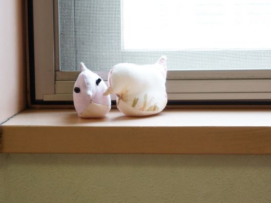 窓際の置物