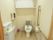 「愛の家グループホーム 板橋徳丸」おトイレ。スペースには余裕のあるおトイレです。