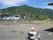 施設周りにはのどかな田園風景が広がり、その向こうには青い山々を見渡すことができる。ゆったり心穏やかに過ごせる環境である。