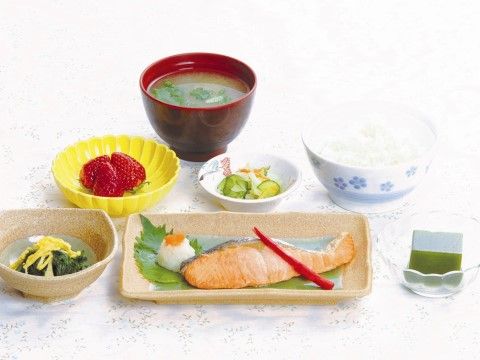 健康のための栄養バランスに気を配った、毎日のおいしいお食事