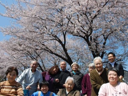 スタッフとご入居者様