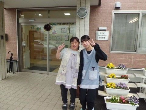 「愛の家グループホーム 宮前宮崎」正面入り口。バリアフリー体制がきっちりと確保されている施設です。