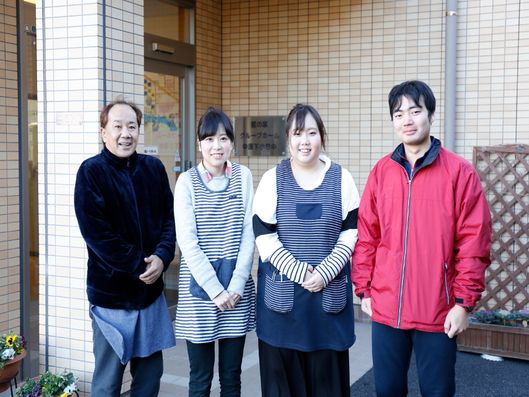 笑顔のスタッフ