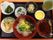品数の多さも自慢の一つである食事。食べごたえがあるのに加えて季節感や彩りにも気を遣っていて、飽きることなく楽しめる。