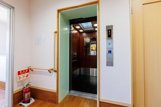 エレベーター