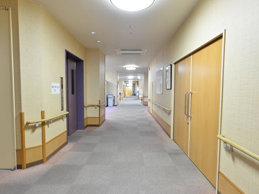 廊下ホール2
