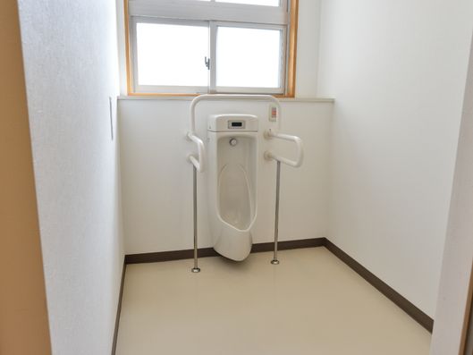 共同トイレ男性用