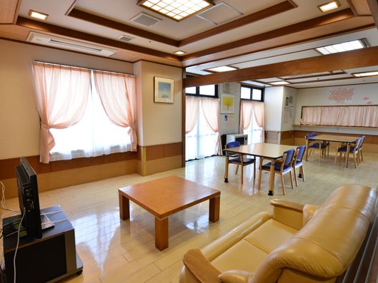 ソファのある共有ルーム