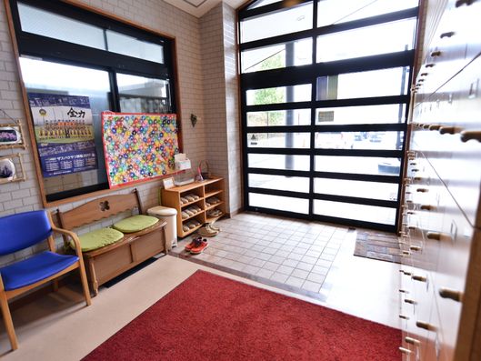 施設の入口部分