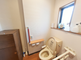 清潔で広々としたトイレ設備