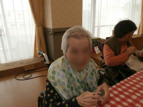「四季の華 名東山の手」のレクリエーション。レクリエーションの様子。