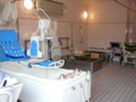 ヴィヴァハウスの機械浴室。充実した浴室環境を整えております。ご負担の少ないご入浴が出来ます。