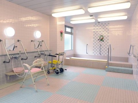 清潔な浴室