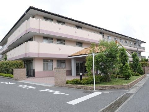 静かな環境の居室外観