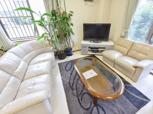 ガラステーブル