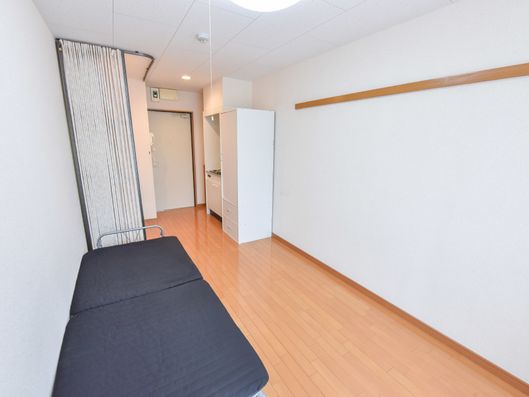 窓側から見た居室