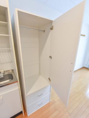 収納クローゼット