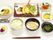 「オアシスランド八王子片倉」のお食事。季節の旬の食材を利用し、天ぷらの揚げ物なども用意。