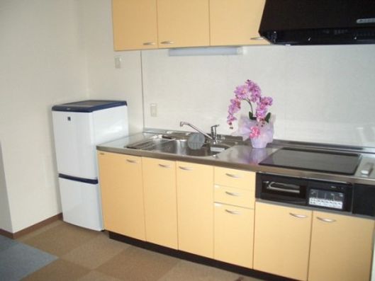 居室・キッチン2