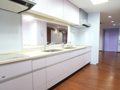 「カーサ・ラ・ヴィーダ保木間」手洗い場。手洗い・うがいを忘れずにしましょう！