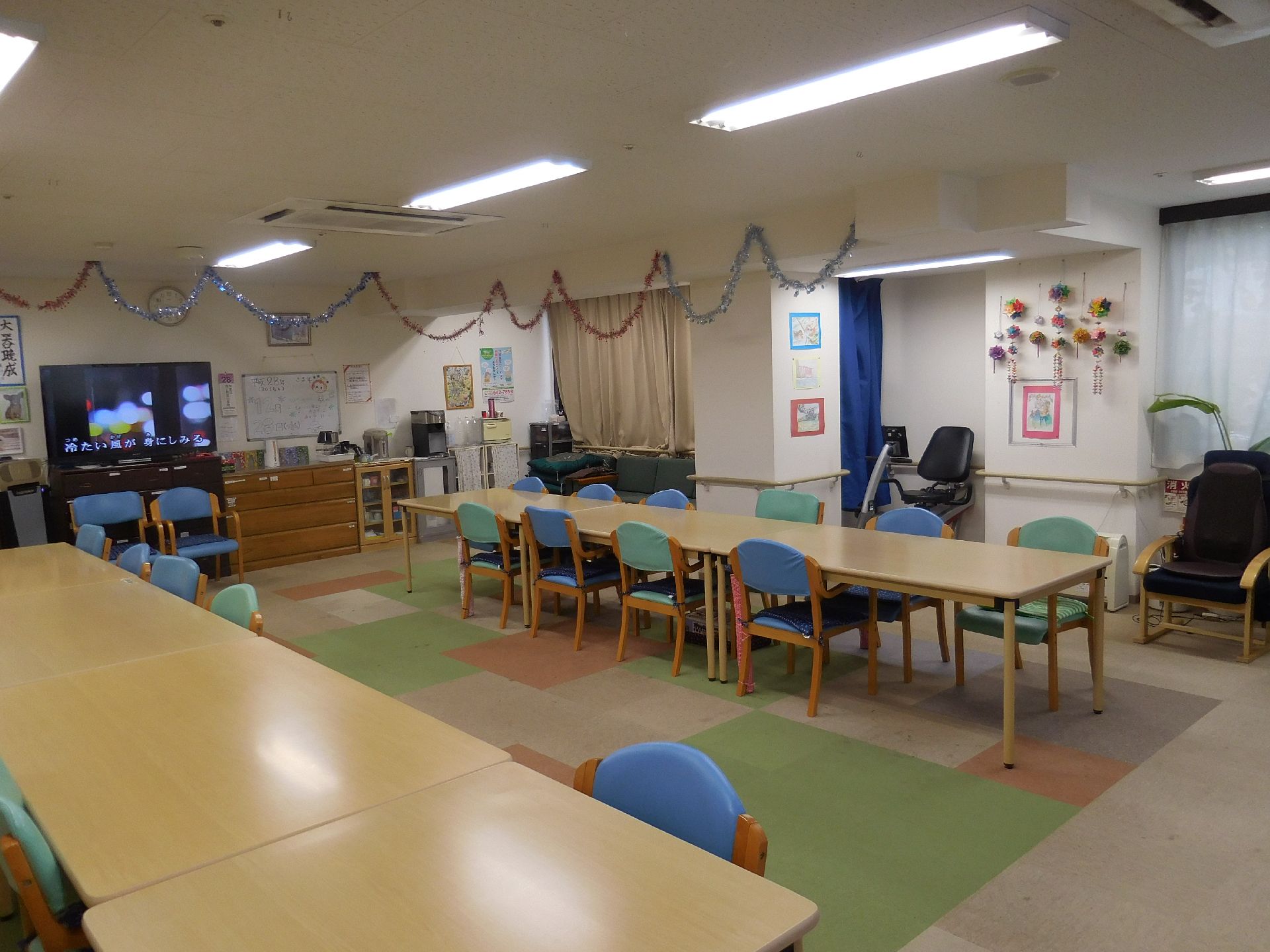 趣味の時間や歓談の場所となっている。