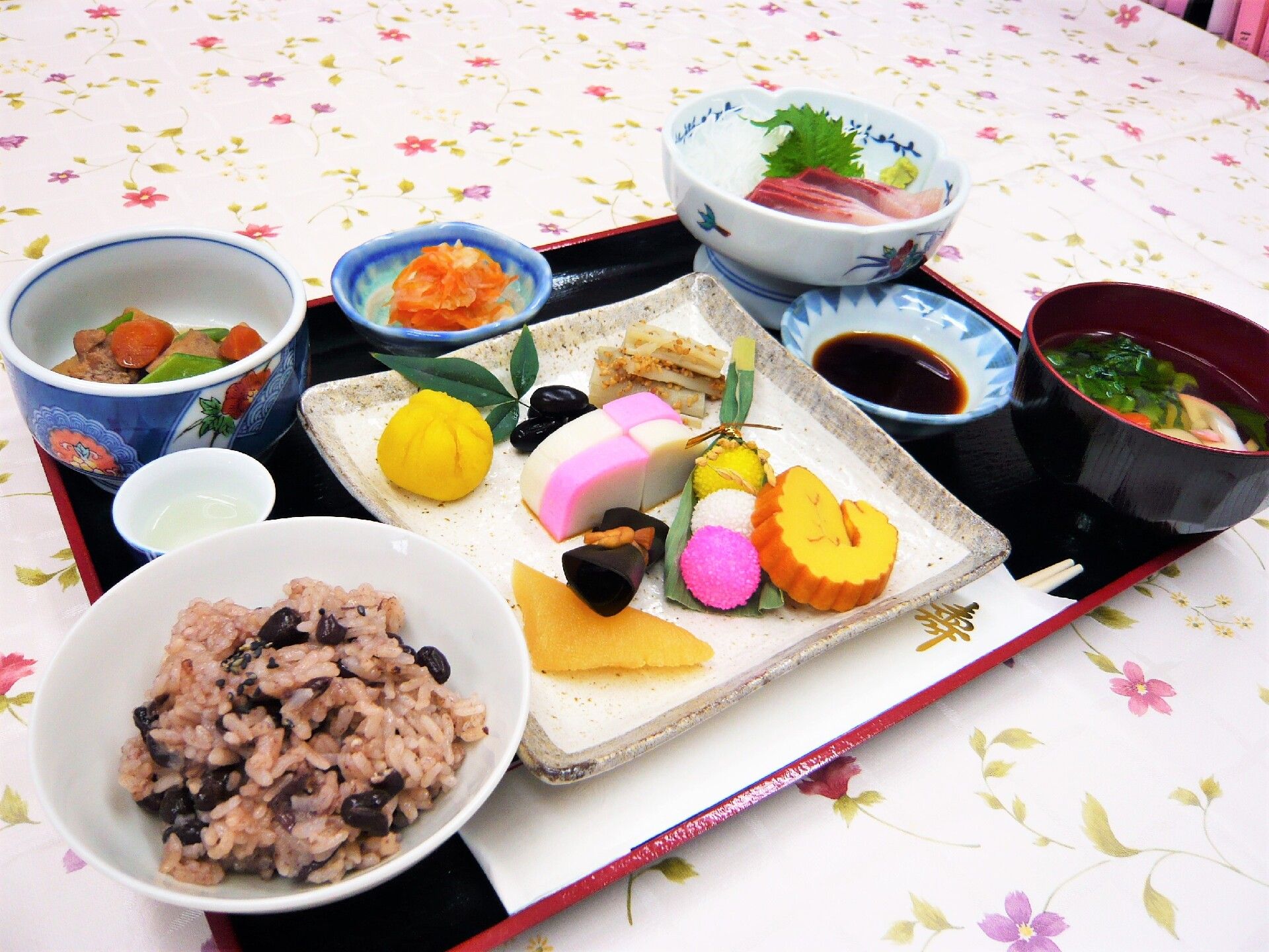 彩り豊かな和食膳