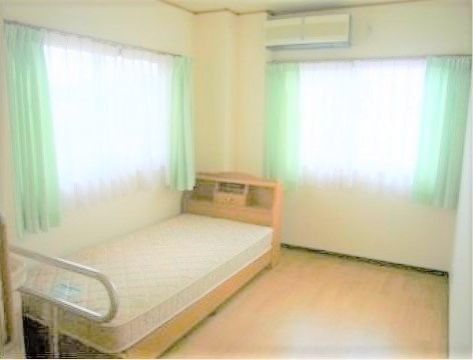 ふるさとのたより姫路の居室。居室は全て完全個室制となっておりますので、毎日をご自宅のようにお過ごし出来ます。