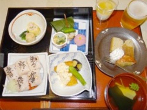 センチュリーシティ都島の食事。イベントにそった食事を提供しております。