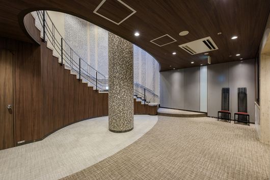 エントランスホール