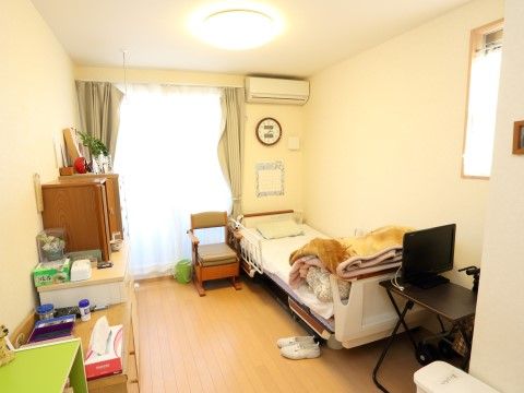 「グループホームまりや」居室。ご自由にお部屋をデザインしてください。